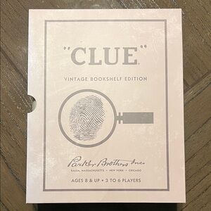 Clue Vintage Bookshelf Edition Game